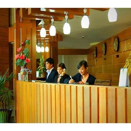 Myat Nan Yone Hotel Naypyidaw Dış mekan fotoğraf