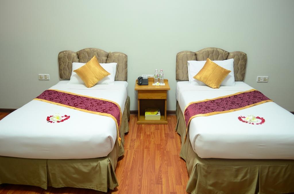Myat Nan Yone Hotel Naypyidaw Dış mekan fotoğraf