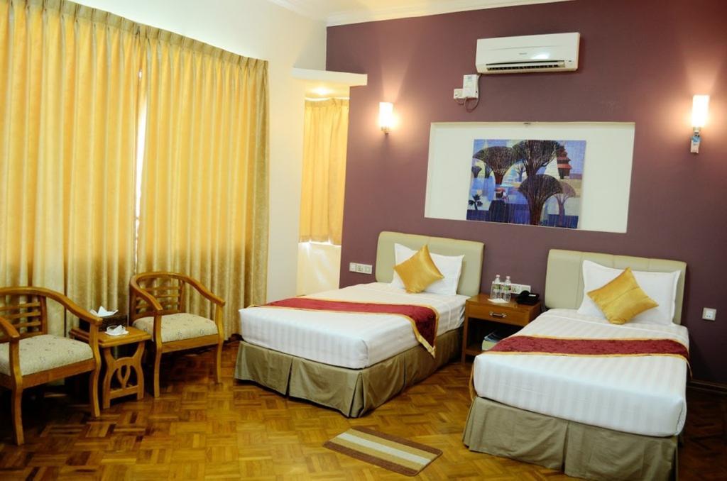 Myat Nan Yone Hotel Naypyidaw Oda fotoğraf