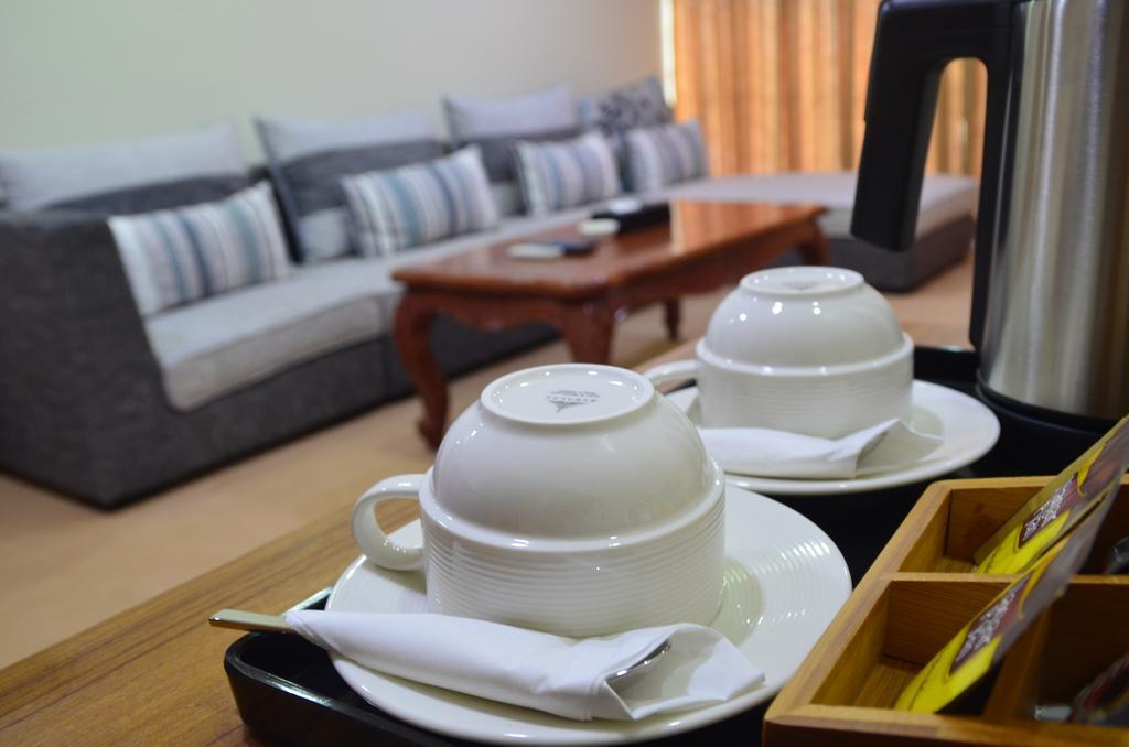 Myat Nan Yone Hotel Naypyidaw Dış mekan fotoğraf