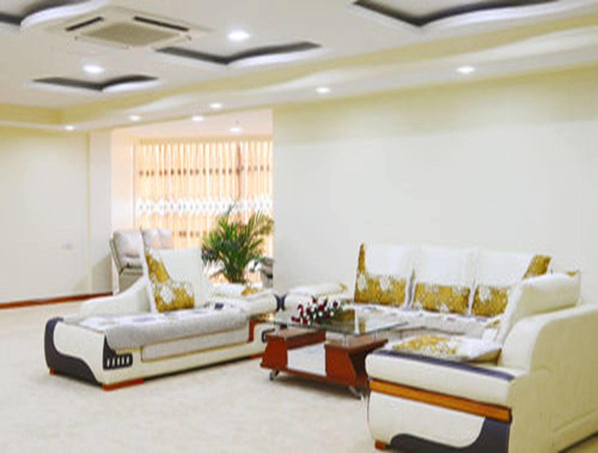 Myat Nan Yone Hotel Naypyidaw Dış mekan fotoğraf