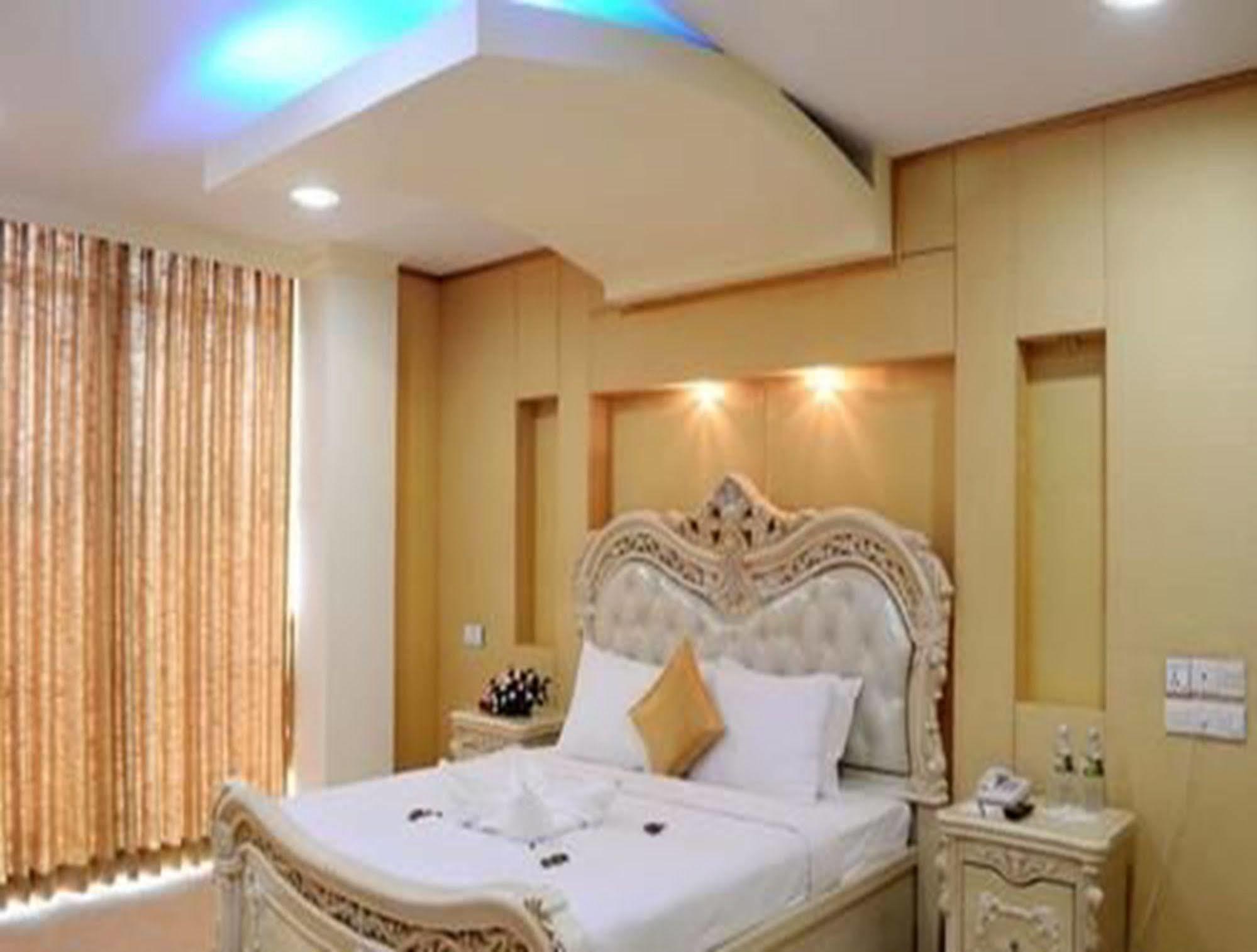 Myat Nan Yone Hotel Naypyidaw Dış mekan fotoğraf